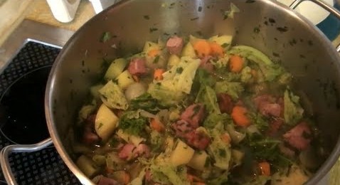 wirsing eintopf wie bei oma ,wirsing eintopf vegetarisch ,wirsing-eintopf rezept ,wirsing hackfleisch ,kartoffel-wirsing-eintopf ,wirsing rezept ,wirsingeintopf mit hackfleisch ,wirsing auflauf