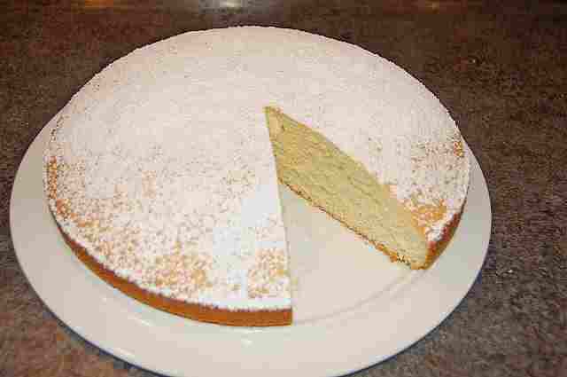 sahne-kuchen rezepte ,sahne kuchen rezepte einfach ,leckere sahnekuchen ,schnelle sahnekuchen ,schneller kuchen mit sahne statt butter ,fluffiger kuchen mit sahne ,sahnekuchen vom blech ,sahne-torte rezept