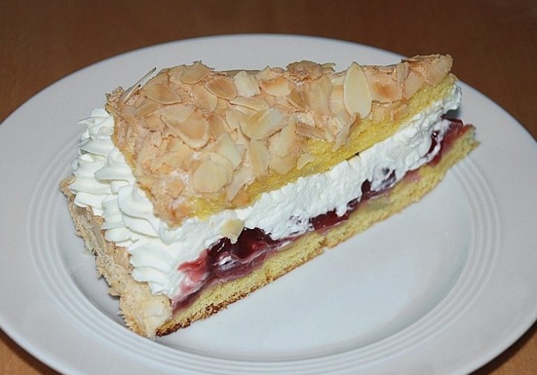 himmelreichtorte ,himbeertorte ,einfach backen ,quarkkuchen ,joghurt-torte ,apfel kuchen ,deutscher käsekuchen